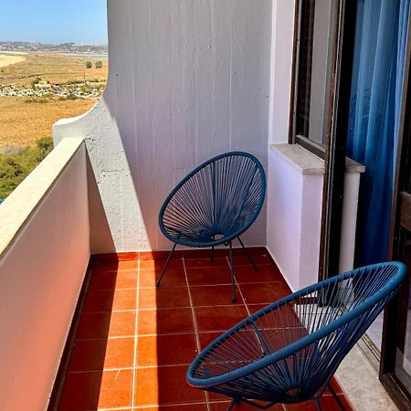 Apartamento Praia Do Alvor Esterno foto
